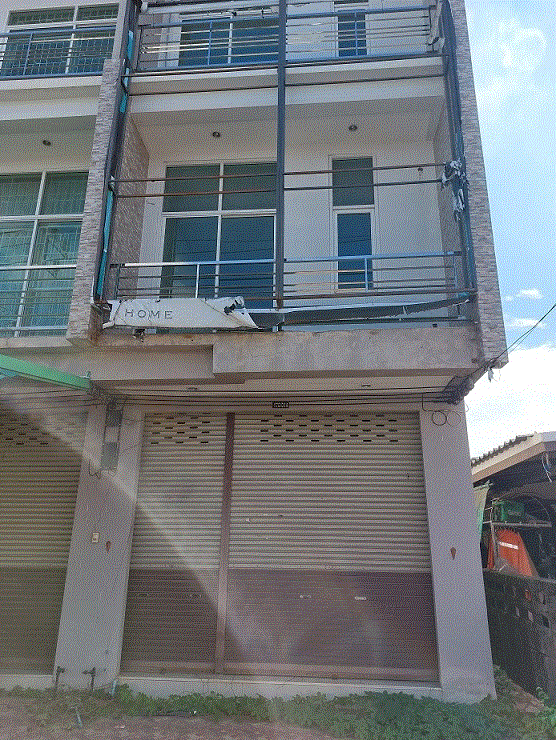 อาคารพาณิชย์หลุดจำนอง ธ.ธนาคารกรุงเทพ สุราษฎร์ธานี เมืองสุราษฎร์ธานี มะขามเตี้ย